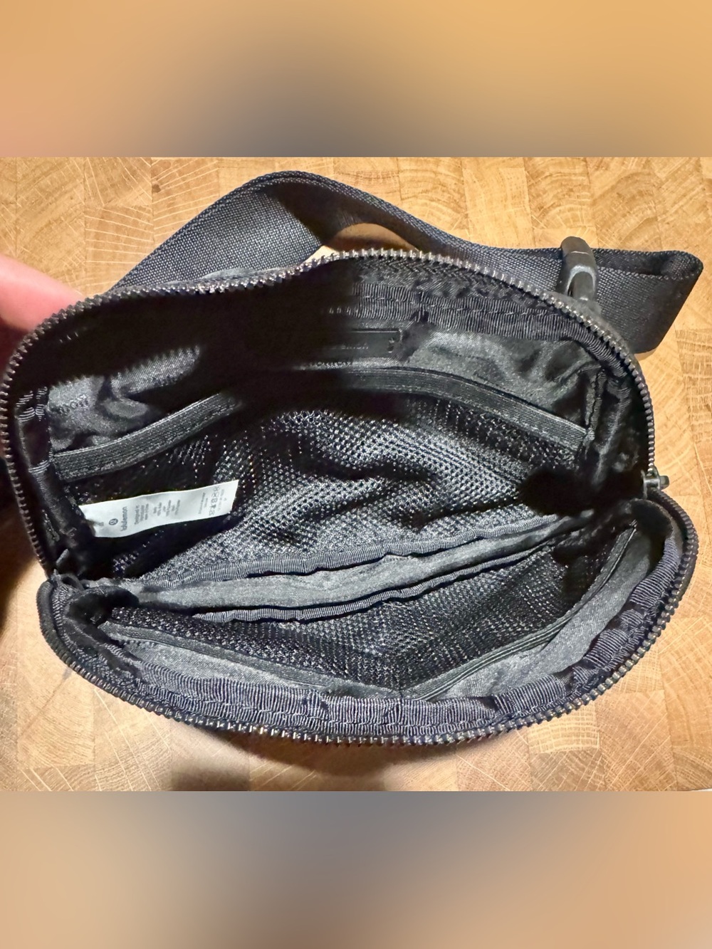 Lululemon Black Belt Bag / Running Waist Pack - Picture 2 of 5